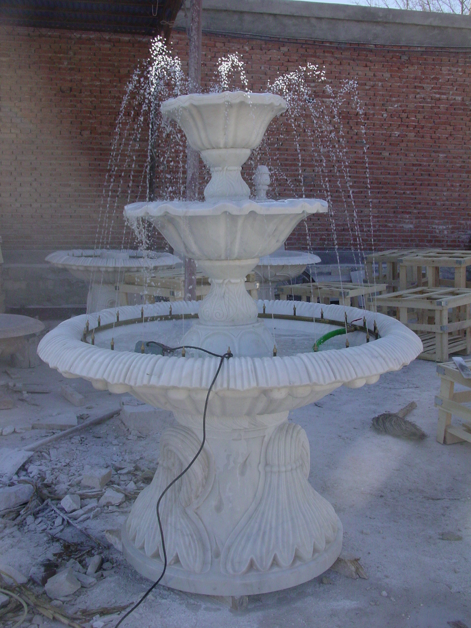 Customized outdoor garden decoration natural marble modeling fountain marble sculpture